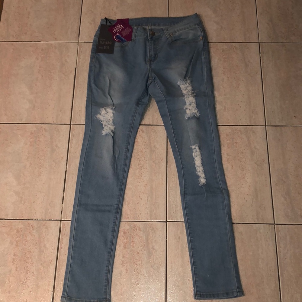 Fashion Nova Lightwash Ripped Jeans